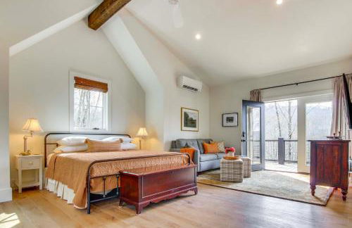 Modern Mountain-View Gem with Deck in Glenville - Foto 1