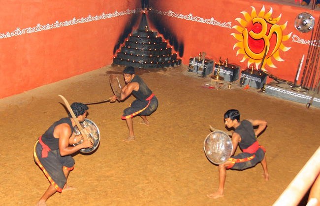 Kalaripayattu traditional martial art performance - private - Foto 4