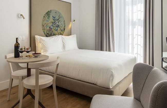 Lisbon Serviced Apartments Madalena - Photo 12