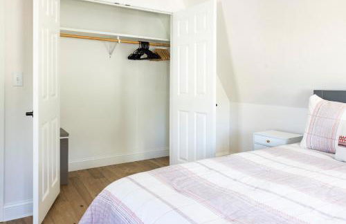 Spacious 4BR Beach Retreat, Steps to Pine Point - Foto 22