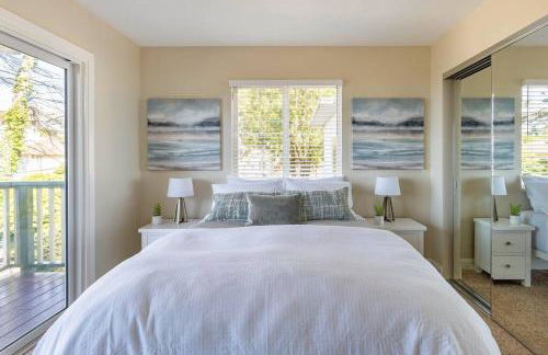 Ocean View Retreat Mins to Beaches & Trails - Photo 19