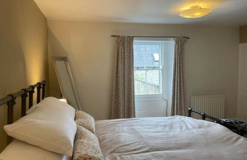 Beautiful listed 3 bedroom cottage with wood burner - Foto 9