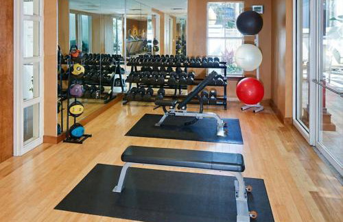 Enjoy your AM coffee in resort relaxation garden in this great 1BD condo in Orlando - Foto 23