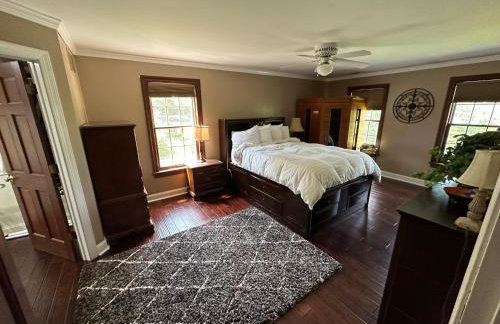 Large Home with Pool & 7 bedrooms; sleeps 21 - Foto 25