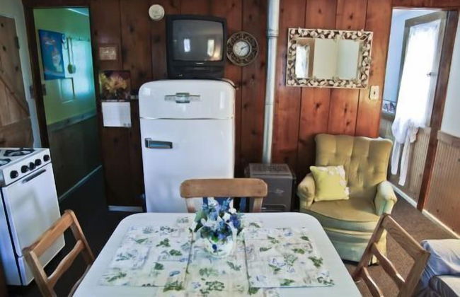 #3 - Chantilly 2 Bedroom Cabin by RedAwning - Foto 3