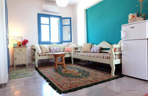 Paros Book'Inn - Photo 2