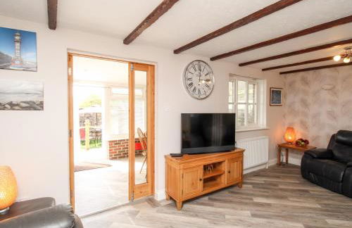 Knapp Cottage - Photo 5