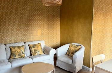 BoLA Ferienwohnung Hamburg 50a mit Balkon Familienfreundlich für 4 Personen, Parkplatz - Foto 13