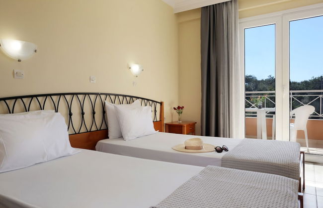 Kavos Plaza Hotel - Foto 4