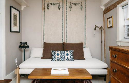 1850s Maine Farmhouse featured in Condé Nast Traveler with 11 Acres Near Water - Foto 44