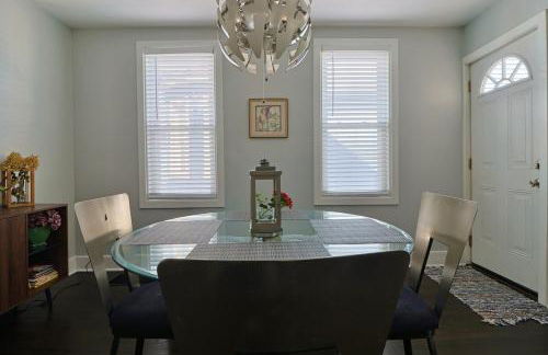 Modern Abode 2BR Near UofR, Highland, Downtown Rochester, NY Sleeps 4 - Foto 52