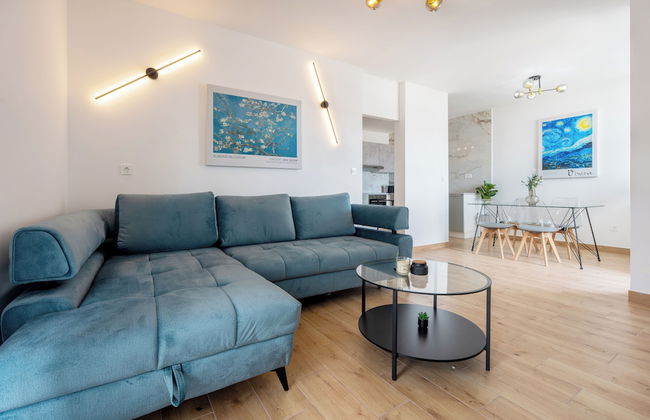 Modern apt With Balcony, 12 min Walk to the Beach - Foto 1