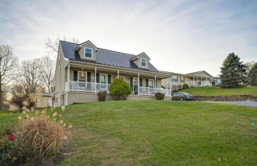 Large Family Home 5 Mi to Dtwn Hagerstown! - Photo 39