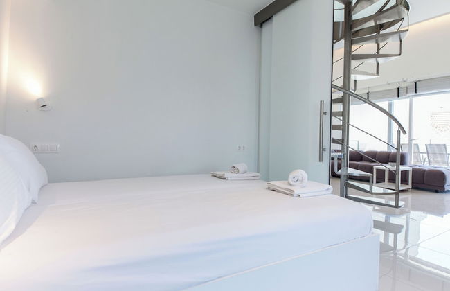 Marousi 2 Bd Luxury Living w Shared Pool - Foto 10