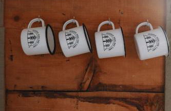 Secluded rustic 2-bedroom cabin on nature retreat - Photo 24