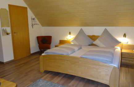 Haus Weingarten FERIENWOHNUNGEN - Foto 14