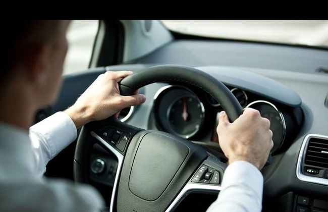 Barcelona airport to city private Transfer - Photo 2