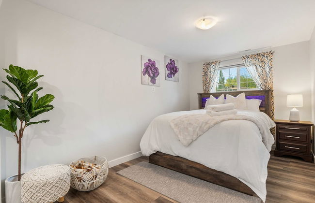 NEW Near Golf Yoga Classes Private Suite Wine - Photo 7