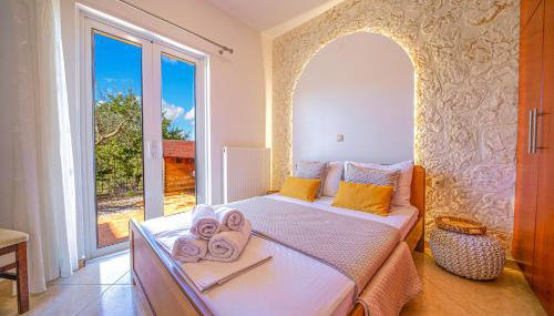 Villa Lima Pool & Jacuzzi Chania - Photo 3, towels