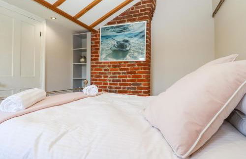 Crud Yr Awel - Foto 24