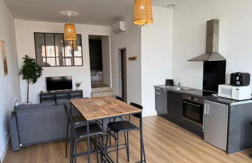 LE LOFT - Studio ouvert, salle de bain italienne, idéal couples - Foto 1