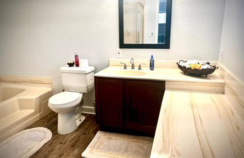 Luxurious Bungalow in Payson - Photo 13