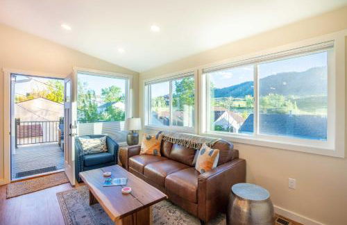 Golden Cottage Near Red Rocks and School of Mines! - Photo 4