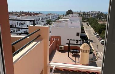 Ático con piscina privada vistas al mar. - Foto 22