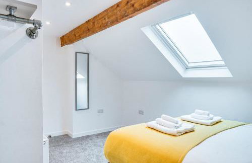 Spacious 4 Bedroom house near Leeds CC - Foto 13