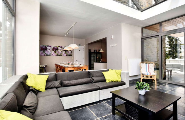 Luxurious Holiday Home in Courtil with Hot Tub - Photo 16