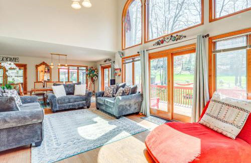 4 Mi to Slopes! Split Rock Resort Home with Fire Pit - Foto 6