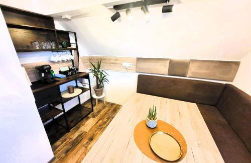 CJS Apartments - Chill or Drive am Nürburgring, new Box Spring Beds, new furniture, WLan, Spacious Rooms, Quiet Location - Foto 7