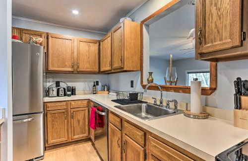 Game Room, Fire Pit Family-Friendly Poconos Haven - Foto 17