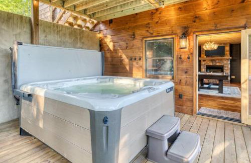 Pineview Escape - Hot Tub - Views - Arcades - Foto 39