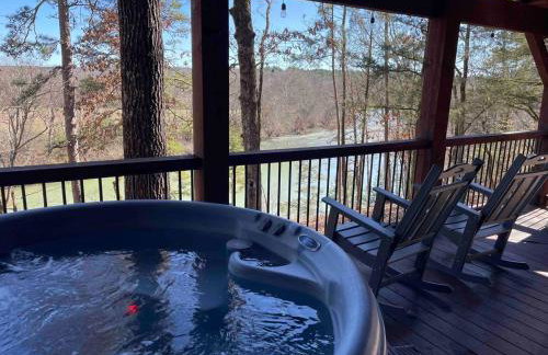 Just the Two of Us RIVER FRONT Luxury Cabin - Foto 78