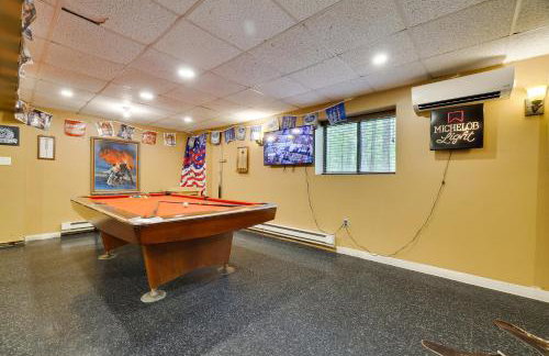 Secluded Cabin, Jacuzzi, Pool Table, King Bed & Fire Pit - Photo 34