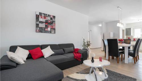 Amazing Home In Pula With Kitchen - Foto 3