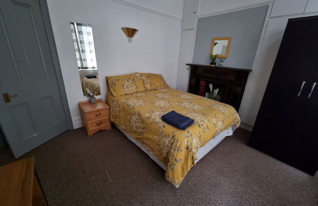 Stunning 5-bedroom House for Unforgettable Getaway - Foto 14