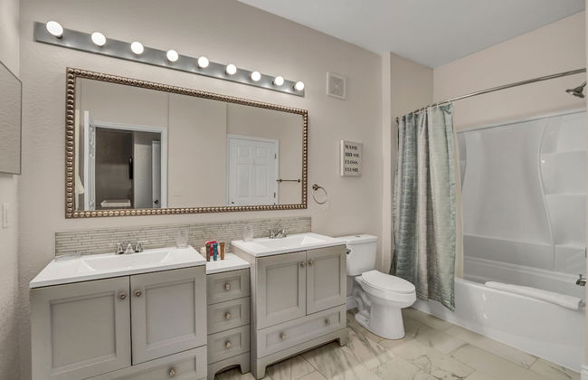 Luxurious Condo Near Disneyfree Waterpark Access - Foto 68