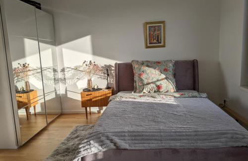 EITHER Private 2B2B OR Shared 1B1B, Luxury, Bright, Spacious - Foto 14