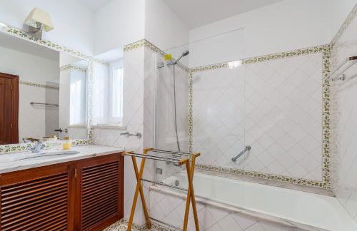 Moradia Milú frente à praia - Foto 27