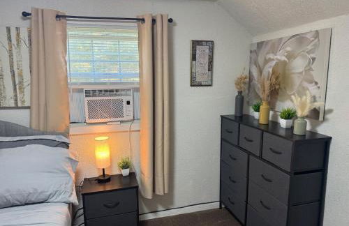 Cozy 3 4 BR Home Ideal for Family - Foto 5