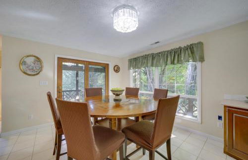 Spacious North Carolina Retreat - Patio and Fire Pit - Foto 6