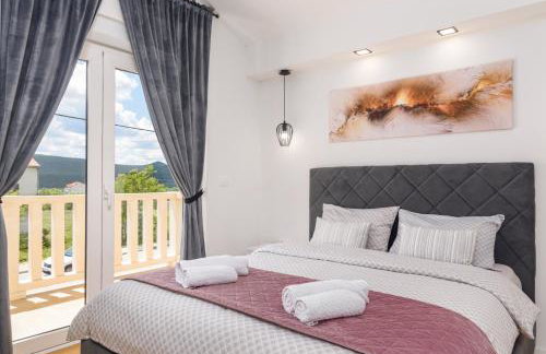 Divine Apartment Drnis - "Modern comfort at the gateway to Krka National Park" - Photo 10