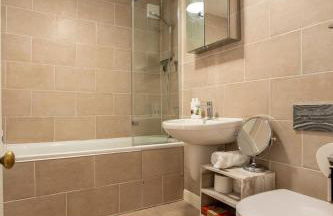 Exquisite Historic Hideaway - Foto 34