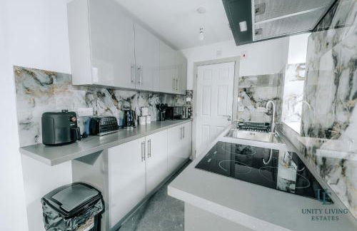 The Royal Suite 1BR Apartment Near Etihad Stadium & Coop Live - Foto 12