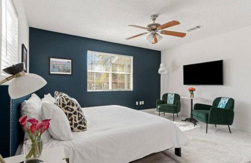 Charming East Side Bungalow - Foto 8