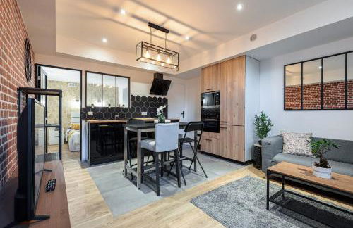 Loft Magnan - PARKING - idéal couples -BEACH -TRAM & Supermarkets - New & Confort-AC - Foto 9