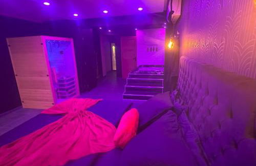 Sweety's Eden Jacuzzi - Jacuzzi privé Sauna Cinéma room Jardin - Terrasse centre-ville - Foto 37