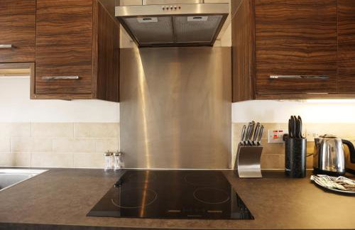 North Road By N And N Stays, perfect for contractor and corporate stays, Long Stays welcome, Free on street parking, WIFI, Near Gloucester Road - Foto 39